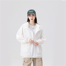白色
