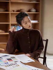 2024年秋冬新款百搭简约显瘦高腰立领针织衫女，女装羊毛衫，悦玛羊绒