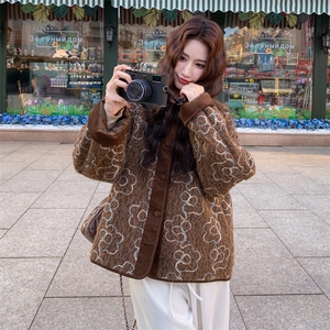 美拉德皮毛一体外套女2025冬季新款超好看高级感时髦显瘦毛绒上衣图片