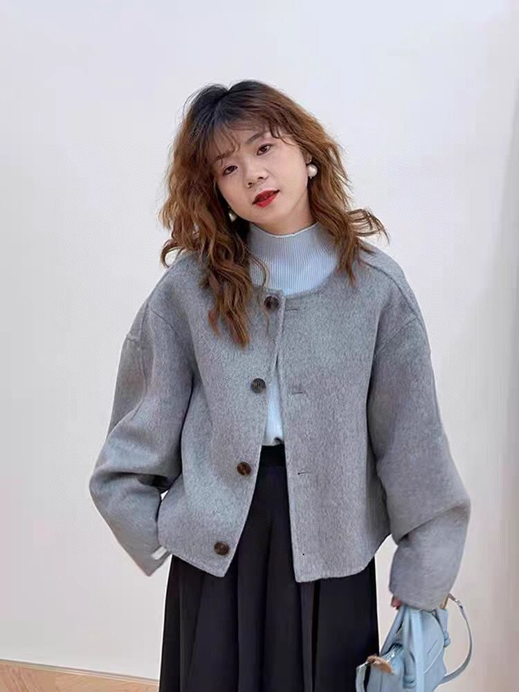 高品质韩系圆领单排扣短款双面羊绒大衣外套，女装羊绒大衣，依嘟服饰