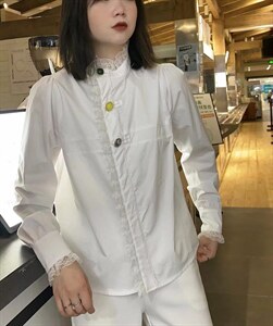 现货：立领花边衬衣图片
