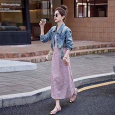 （现货）2026春秋新牛仔外套+吊带条纹长裙时尚两件套女显瘦套装，女装套装/套裙，印象茜