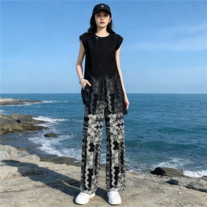 慵懒风减龄时尚套装女夏新款遮肚显瘦无袖网纱拼接上衣长裤两件套图片