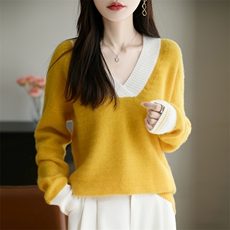 2025年秋季长袖拼色大V领时尚百搭通勤休闲，女装羊毛衫，秋双羊绒