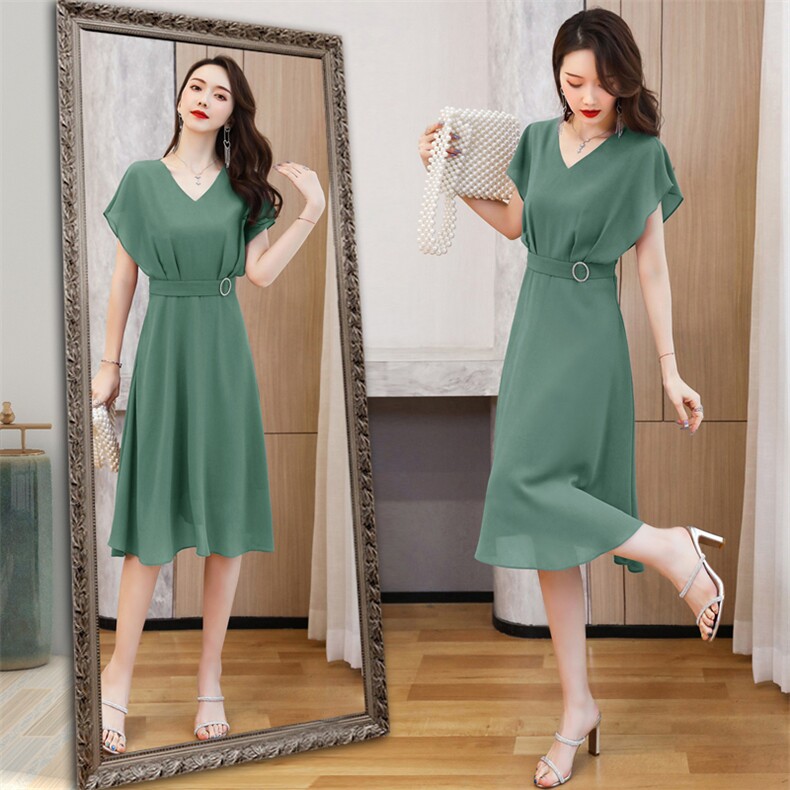 妈妈新款爆款连衣裙夏季年轻今年流行高级感2025中年女人气质裙子，女装连衣裙，仁梯