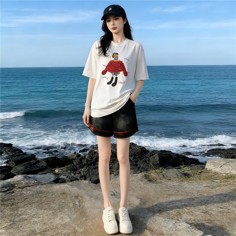 欧货休闲时尚运动套装女夏新款圆领重工刺绣T恤宽松牛仔裤两件套,女装套装/套裙,江南