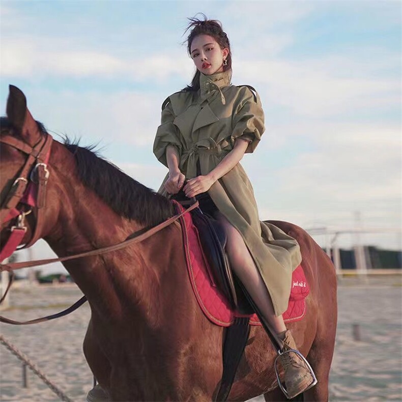 2024秋装新款韩版宽松型通勤风衣女设计感小个子英伦风外套系带，女装风衣，红依娜