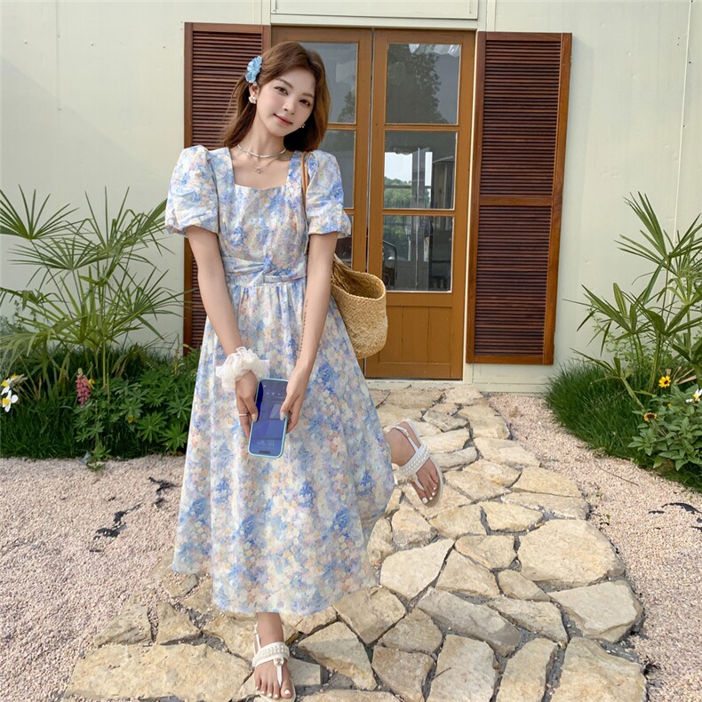 法式温柔风蓝色碎花连衣裙女夏高级感气质收腰泡泡袖仙女初恋长裙图片