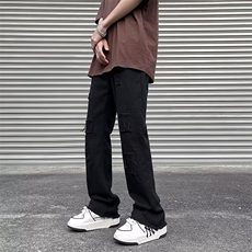 黑色