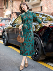 改良版旗袍新款2025新款金丝绒提花奢华优雅气质妈妈连衣裙春秋装，女装汉服/婚纱/旗袍/礼服，水衣源