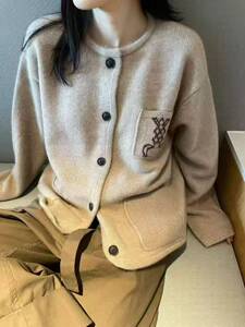 2025时尚百搭通勤简约休闲老钱风编织提花口袋锁边山羊绒开衫外套图片