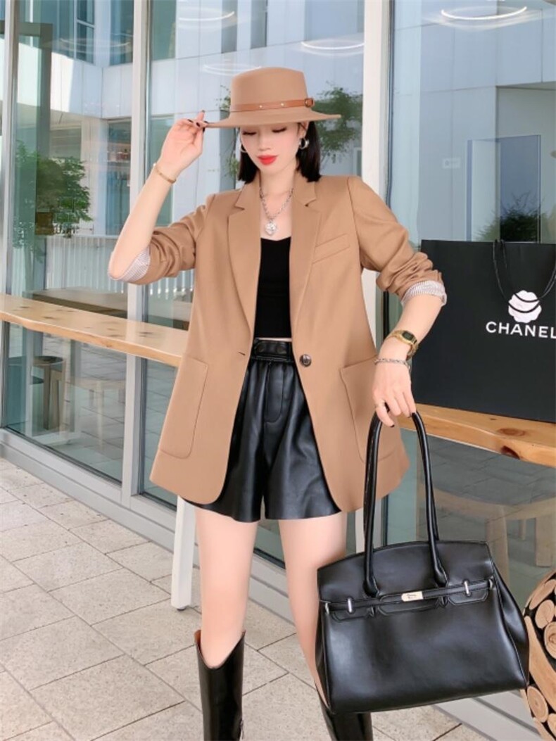 新款秋装韩版西装小外套。,女装西装,艾美欧歌