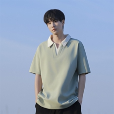 浅绿色