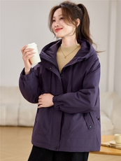 2025年冬季时尚潮流中长款休闲加绒加厚保暖冲锋衣，女装派克服，独衣靓