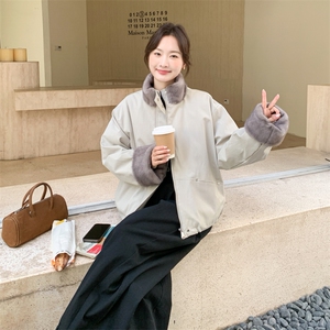 率性简约风毛绒拼接羽绒服女2025冬新款休闲气质防风立领羽绒外套图片