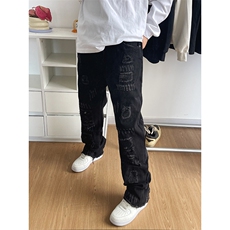 黑色