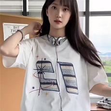 潮牌美式复古苹果小猫咪刺绣短袖t恤女纯棉宽松高级感情侣上衣，男装T恤，星座506A