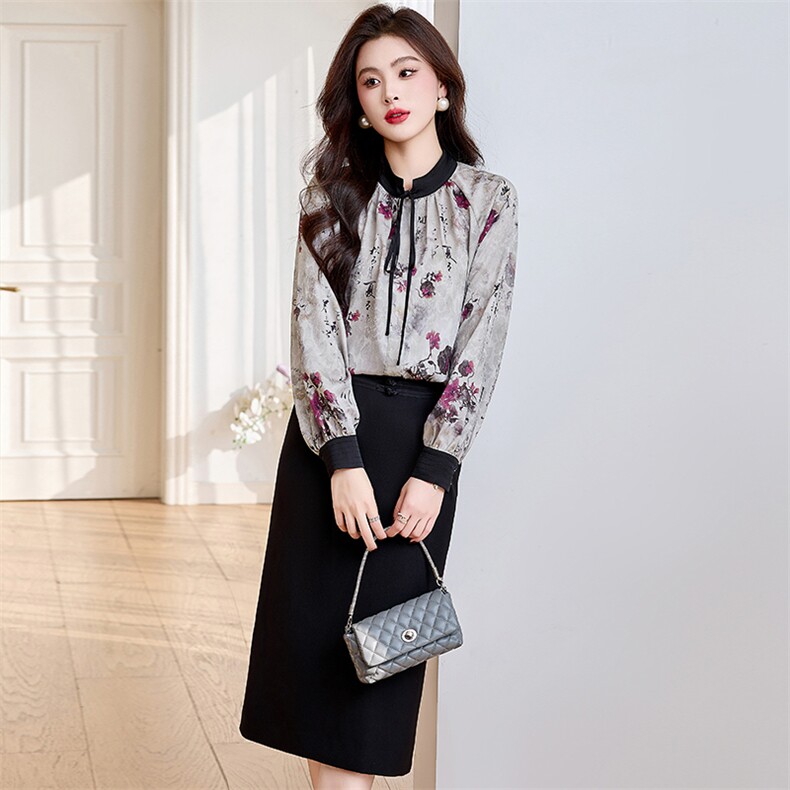 《现货新品》缎面提花领口绑绳设计时尚套裙两件套,女装套装/套裙,魅丽静蓝