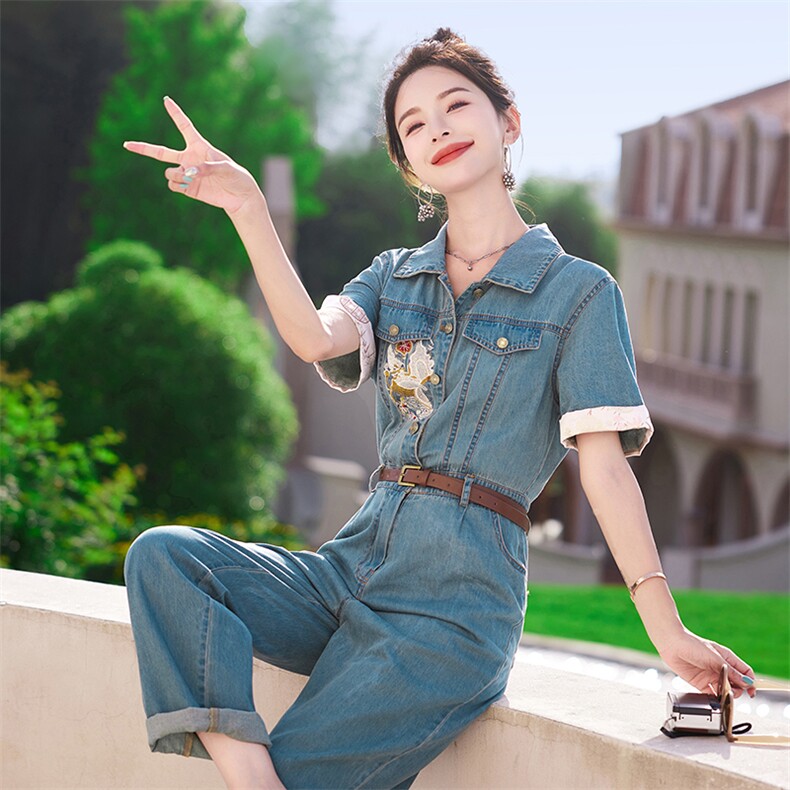 新中式风牛仔连体裤女夏季新款复古刺绣高腰显瘦工装连衣裤,女装牛仔裤,微微衣阁