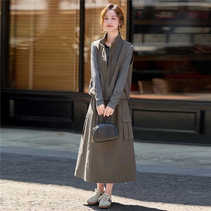 韩系套装裙女2026年秋季工装风百搭条纹上衣+马甲+半身裙三件套图片
