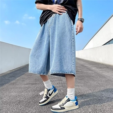 蓝色