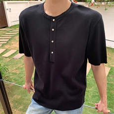 黑色