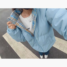 天蓝色