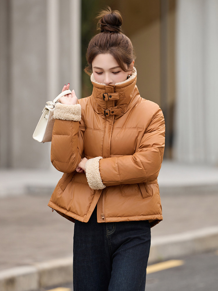羊羔毛领拼接PU皮羽绒服女2025冬季新款小个子时尚洋气白鸭绒外套,女装羽绒服,沐七七