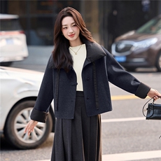 现货手工缝制冬新款时尚斗篷甜美拼接保暖领子双面呢外套送领结，女装双面呢大衣，美静678