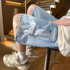 蓝色