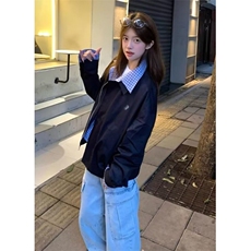 藏青色