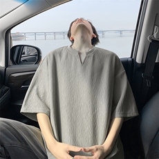 灰色