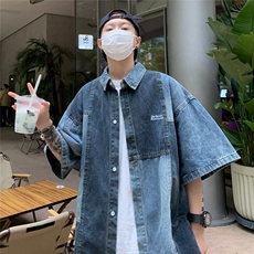 蓝色