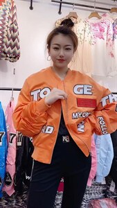 春季新款贴标棒球服外套图片