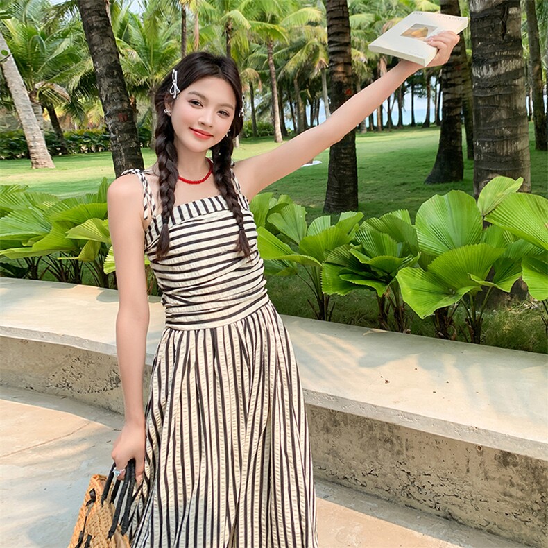 2024年夏季新款条纹吊带裙-款号9930-P115-K168,女装连衣裙,浙宝305