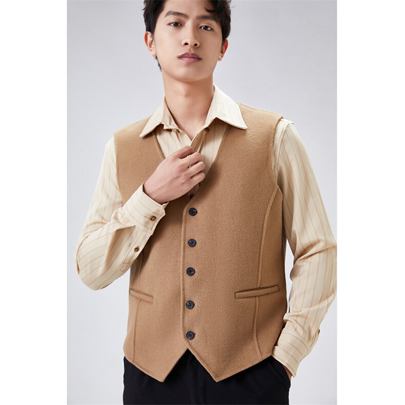 2025年夏季四季通用V领修身型吸湿透气日常单排扣简洁大方百搭，男装背心/马甲，蒙绒特