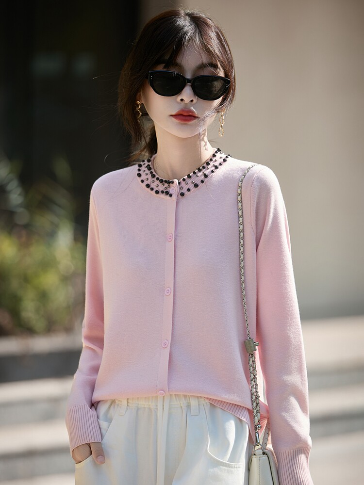 2025百搭时尚圆领钉珠精纺羊毛四平加厚开衫，女装针织衫/毛衣，暖烁特种纱工厂店