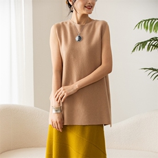 2025年夏季宽松型无袖茶歇背心时尚百搭通勤休闲，女装背心吊带，绒菲针织