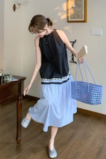 设计感撞色拼接挂脖连衣裙女夏季2025新款海边度假风气质吊带长裙，女装连衣裙，2C206