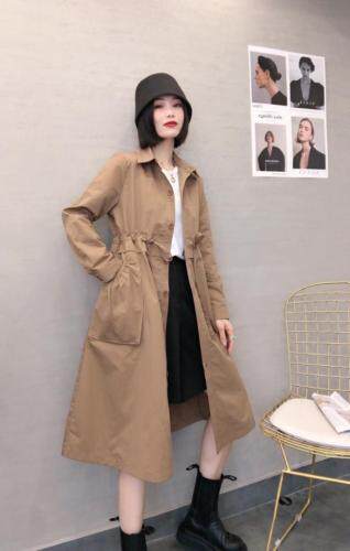 春装新款休闲风衣，女装风衣，依伊贝诺