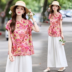 粉色锦鲤+白裤子