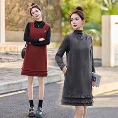 现货！韩系高级感马甲+针织打底衫套装女2026春装新款两件套裙，女装套装/套裙，魅影