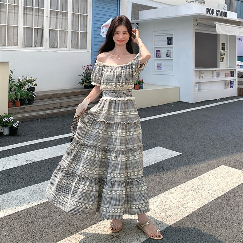 法式复古方领泡泡袖连衣裙女2025夏季高腰显瘦格纹长裙一字领裙子,女装连衣裙,浙宝285（原212）