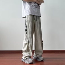灰色