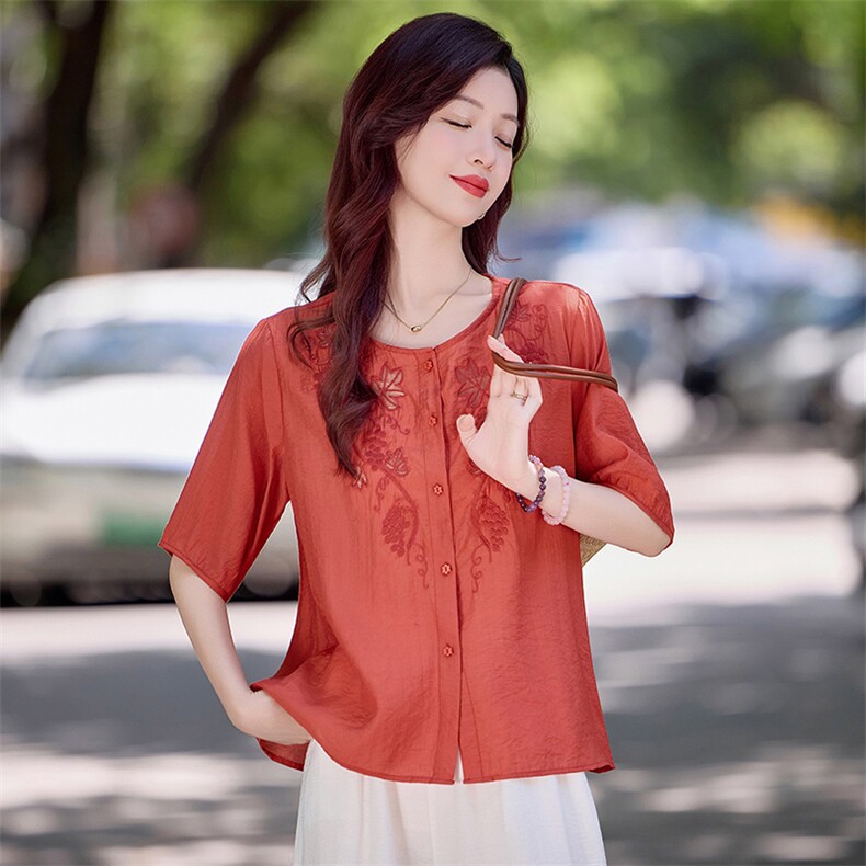 现货！夏季新款2025套装女简约时尚优雅气质减龄天丝麻料刺绣上衣,女装衬衫,魅影