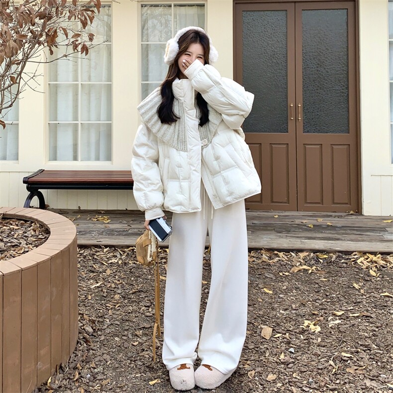针织拼接短款羽绒服女冬2026新款设计感减龄巨好看保暖白鸭绒外套,女装羽绒服,2C159