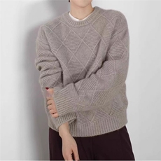 2025年秋季单件长袖大菱形个圆领套头衫，女装羊绒衫，鹿一羊绒