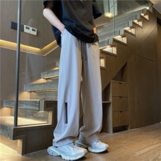 灰色