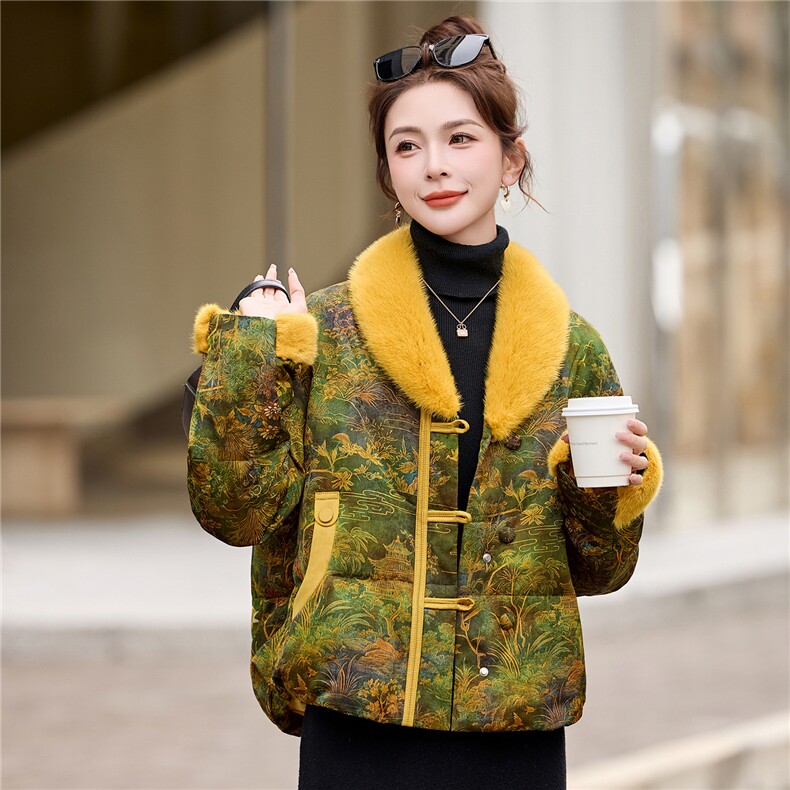 现货。现货。2025年冬季新中式潮气质保暖羽绒新款,女装羽绒服,艾仟回(原伊仟回)