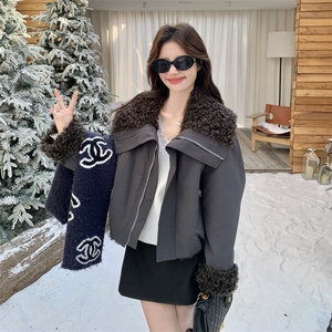 新款！羊羔毛拼接两面穿派克服外套2C133-8995-P225-K328图片